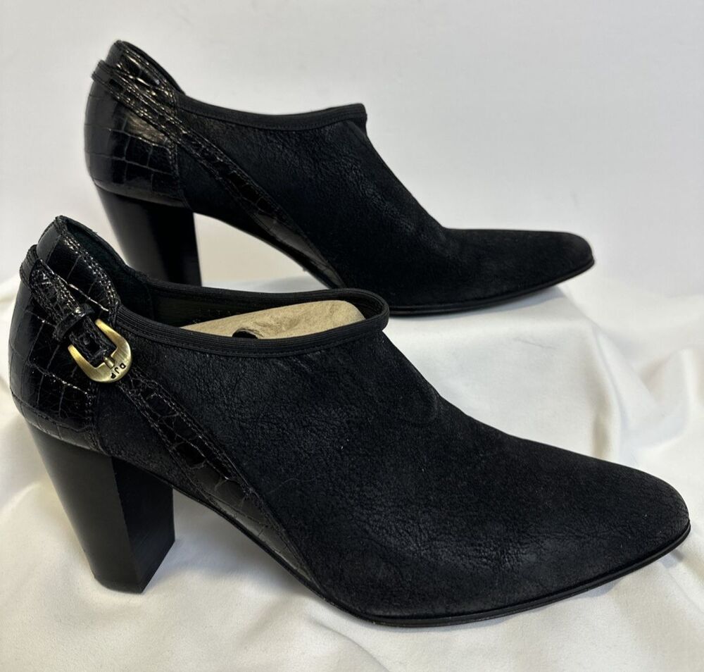 Donald Pliner Women's Black Suede/leather Pointed Toe Heel Ankle Boots  Size 9.5
